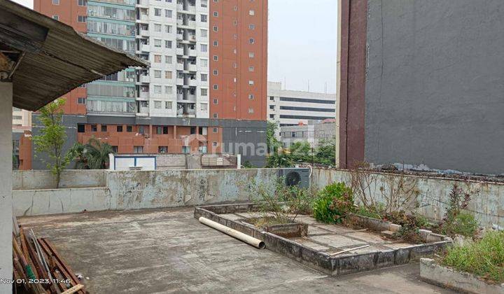 Dijual Ruko Gandeng 3 Lantai di Matraman  1