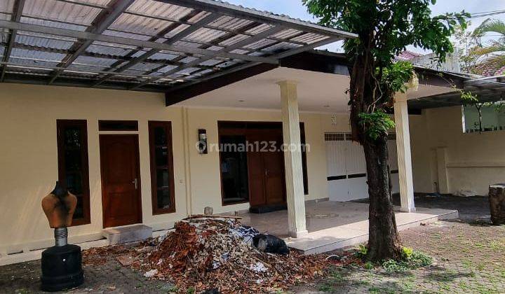 Disewakan Rumah Asri,bagus di Menteng Jakarta Pusat 1