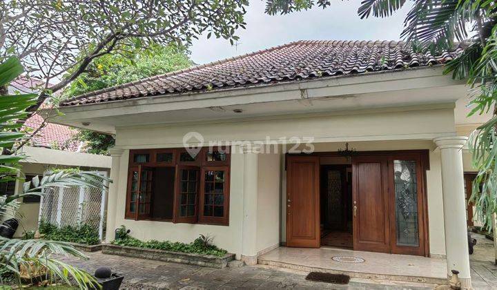 Dijual Cepat Rumah Klasik Bebas Banjir di Menteng 1