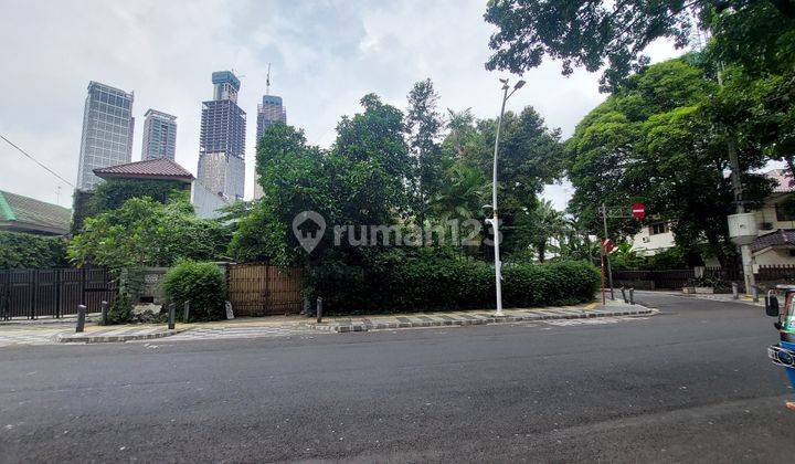 Dijual Rumah Lama Hitung Tanah Lokasi Strategis di Menteng 2