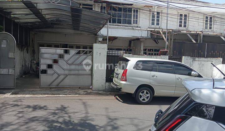 Dijual Rumah Hitung Tanah Di Matraman, SHM  2