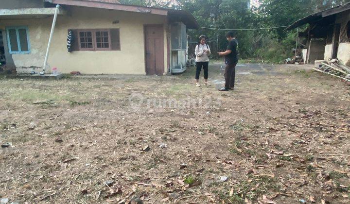 Rumah Tua Hitung Tanah Dibawah Njop, Jalan Utama  2