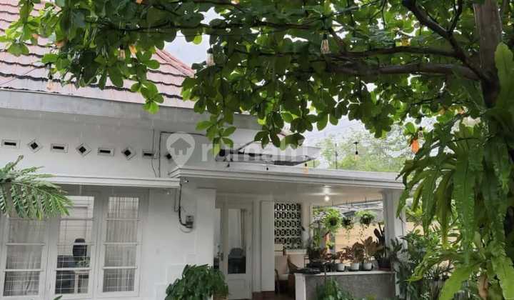 Dijual Rumah Kolonial Eksklusif di Tengah Kota Yogyakarta 1