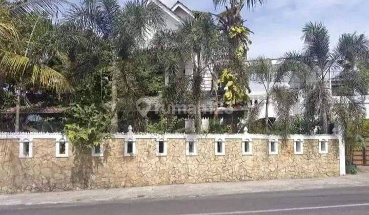 Dijual Rumah Siap Huni Model European Castle di Yogyakarta 1