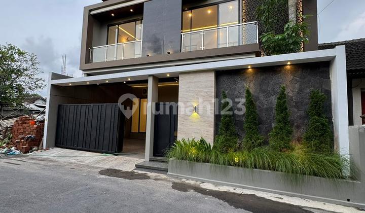 Di Jual Rumah Mewah Lokasi Premium di Yogyakarta