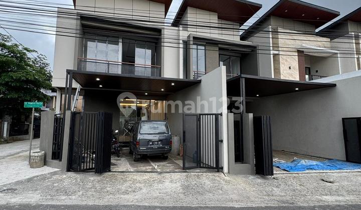 Di Jual Murah Rumah Mewah 2 Lantai Lingkungan Nyaman Dekat Kampus Uii di Yogyakarta Di Jual Murah Rumah Mewah 2 Lantai Lingkungan Nyaman Dekat Kampus Uii di Yogyakarta