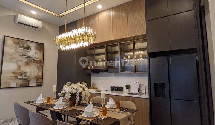 Rumah Mewah Konsep American Classic di Gading Serpong 8