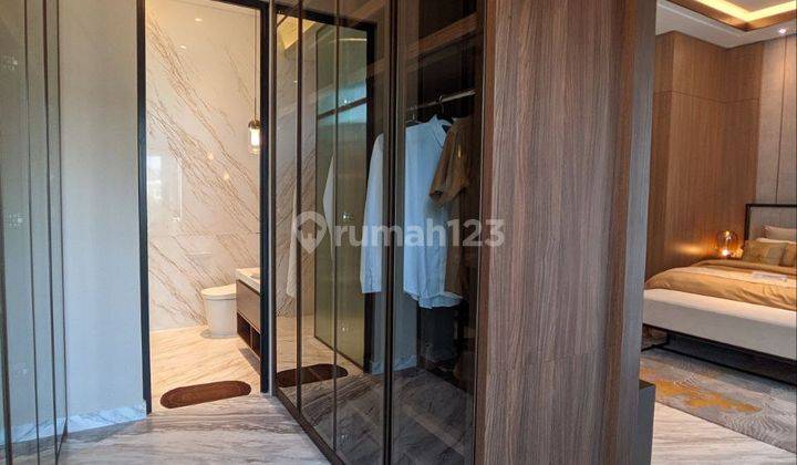 Rumah Mewah Konsep American Classic di Gading Serpong 15