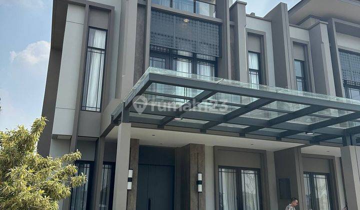 Jual Rumah 3 Lantai Kamar Besar di Serpong 1