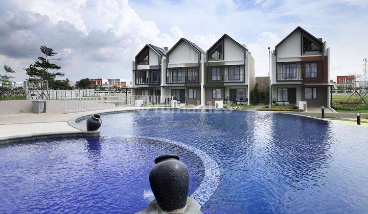 Rumah 3 Lantai Samping Taman Rapih By Summarecon Serpong 1