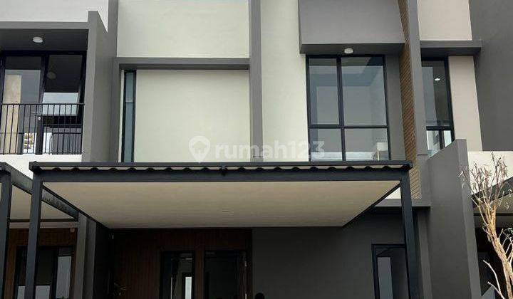 Rumah 2 Lantai Modern di Alam Sutera 1