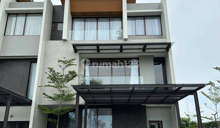 Rumah 3 Lantai Lokasi Strategis di Gading Serpong Bsd 1