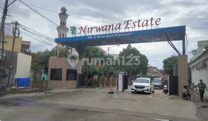 Rumah Strategis di Perumahan Nirwana Estate Cibinong