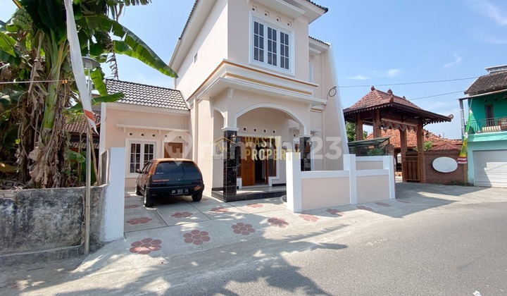 Rumah 2 Lantai, Siap Huni Klasik Modern Dekat Kampus 4 Uad 2