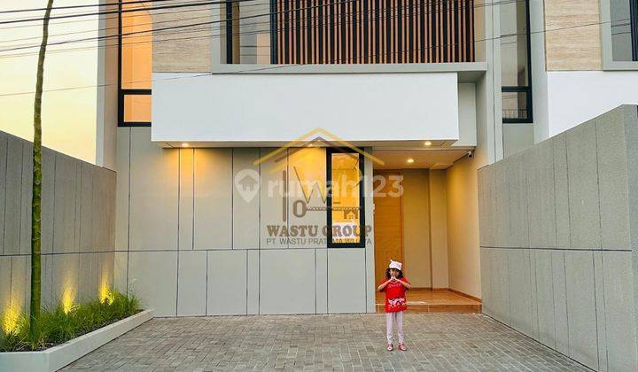 Rumah 2 Lantai Dijual, Harga Termurah Di Area Palagan 1