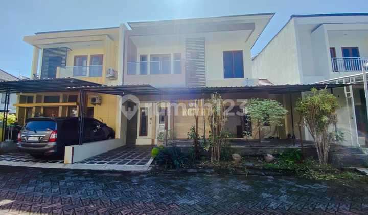 RUMAH MEWAH LOKASI PREMIUM DI BABARSARI RUMAH MEWAH LOKASI PREMIUM DI BABARSARI