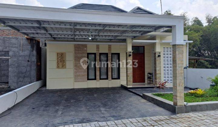 Rumah Cantik Tanah Luas Dekat Polres Wates Skema Bayar Mudah  1