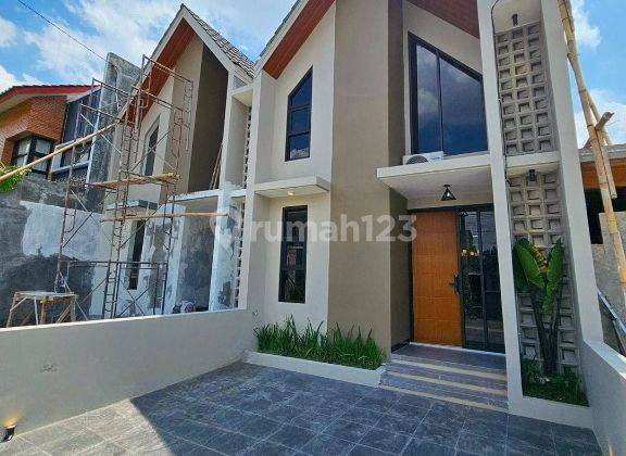 Rumah Cantik Tanah Luas Furnished Di Ngaglik Sleman Dekat Uii 1