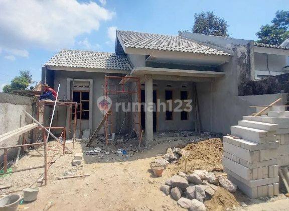 Rumah Murah, Minimalis Modern, 10 Menit Ke Kampus Upn 2