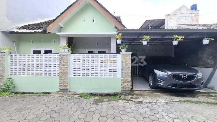 RUMAH MURAH SIAP HUNI SEMIFURNISH DALAM PERUMAHAN DEKAT UAD 4 RUMAH MURAH SIAP HUNI SEMIFURNISH DALAM PERUMAHAN DEKAT UAD 4