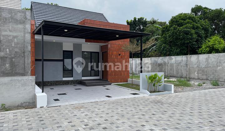 Rumah Murah Dalam Cluster One Gate 400 Meter Dari Pasar Cebongan 2