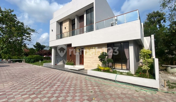 RUMAH MODERN 2 LANTAI SIAP HUNI FURNISHED DEKAT KAMPUS UNY WATES 2