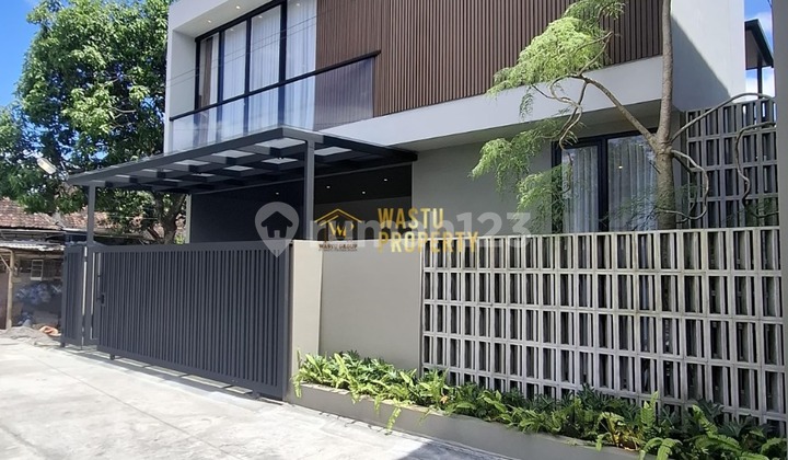 Rumah 2 Lantai Baru Siap Huni Furnished Dekat Stadion Maguwoharjo
