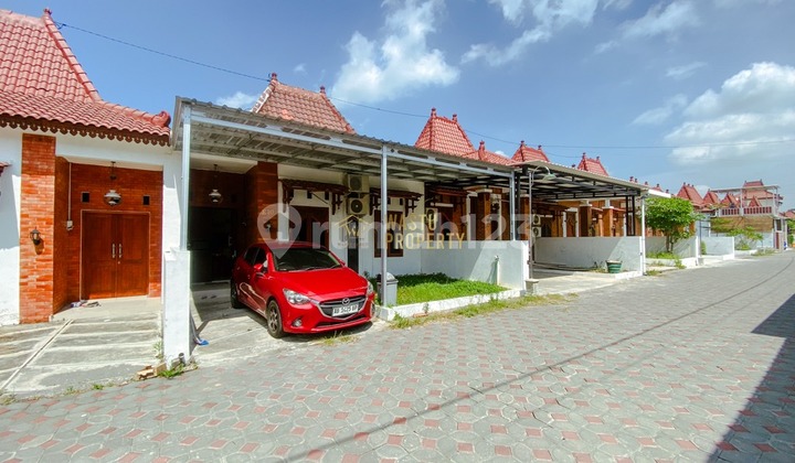 RUMAH ETNIK SIAP HUNI DALAM PERUMAHAN DEKAT CANDI PRAMBANAN 2