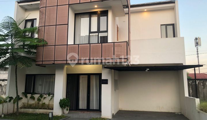 Luxurious 2-Storey House, Ready to Occupy, in Sewon Bantul 2