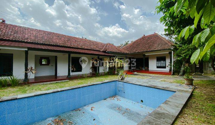 Rumah Villa Tanah Super Luas Private Pool Dekat Stadion Maguwo 1