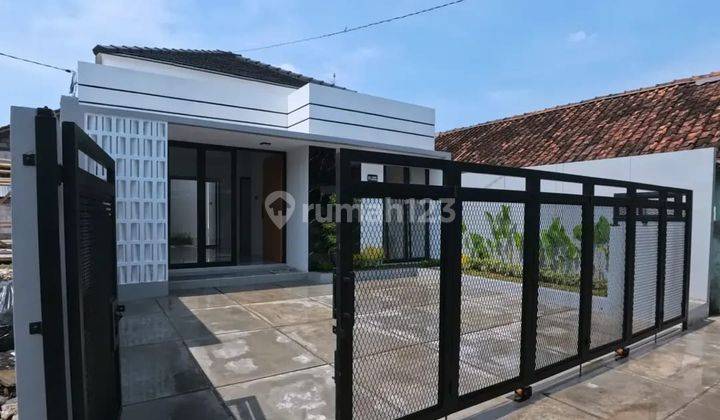 RUMAH BARU & SIAP HUNI DI KOTA SLEMAN DEKAT MALL SCH 2