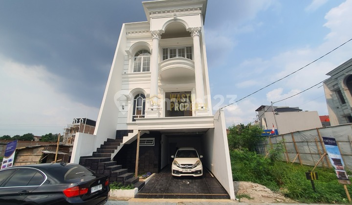  RUMAH MEWAH DI PERUMAHAN ELIT DEKAT AEON TANJUNG BARAT JAGAKARSA