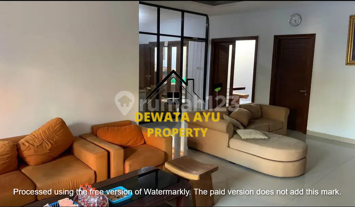 HOUSE FOR SALE 5 BEDROOMS FURNISHED 286M2 LAND LOCATION MOYO ISLAND