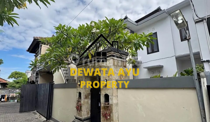 2-Story Minimalist Rental House 3 Bedrooms 130M2 Land Semi Furnished in Waturenggong
