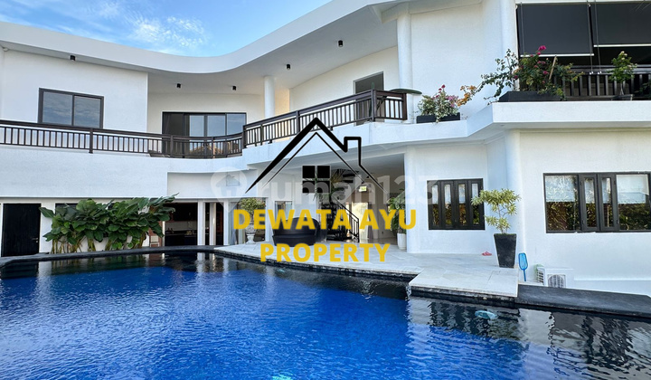 LUXURY VILLA 6 BEDROOMS SPACIOUS 910M2 FURNISHED OCEAN VIEW NUSA DUA