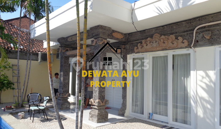 VILLA MINIMALIS 1 LANTAI 3 KAMAR DENGAN TAMAN DAN KOLAM DI TUKAD BILOK