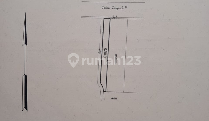 Vacant Land for Sale, Area 376M2, Facing North, Location Dewi Madri.