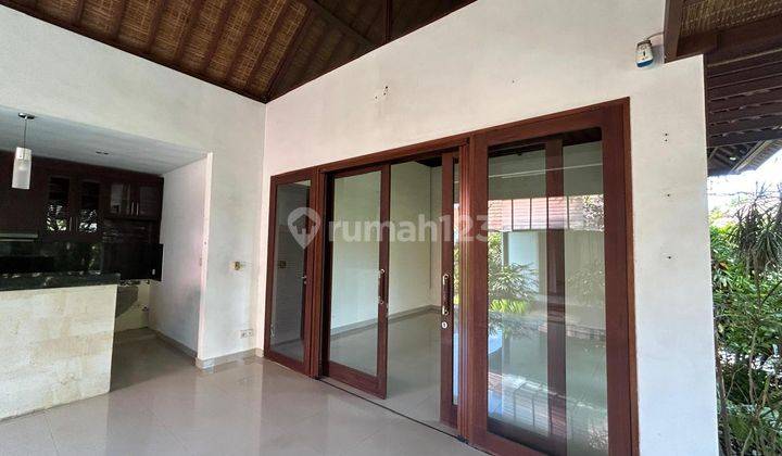 Lahan Luas 564M2 Bonus Villa 3 Kamar Lokasi Strategis Di Sanur 2