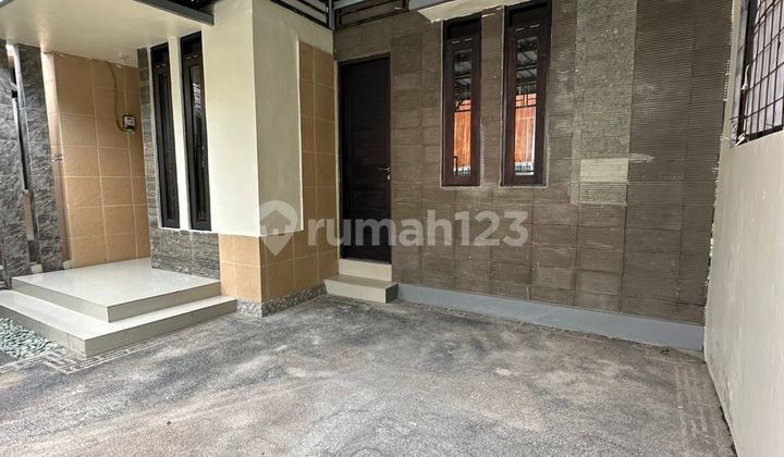 Rumah Sewa Minimal 2 Tahun 2 Kamar Lahan 1 Are di Sidakarya