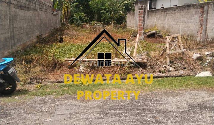 Land Area 300M2 Villa Environment Access to Car Passage in Sanur 1