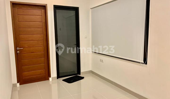 Rumah Sewa 2 Lantai 4 Kamar Lahan 100M2 Semi Furnished di Tukad Balian 2
