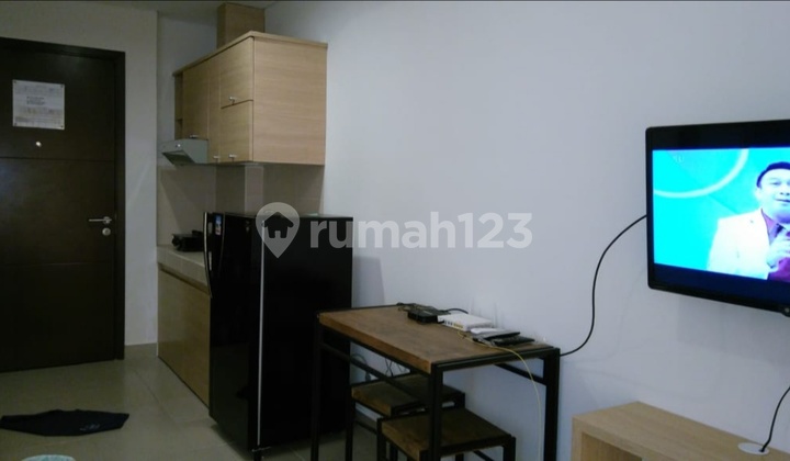 Saveria Apartment BSD City Monthly Stay Available Near The Breeze, Unilever Office Saveria Apartment BSD City Monthly Stay Available Near The Breeze, Unilever Office