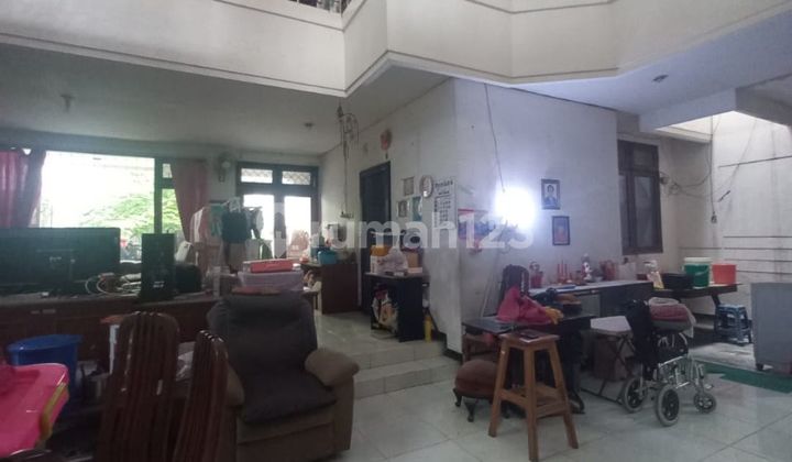 Dijual Rumah Di Graha Family Blok D 2