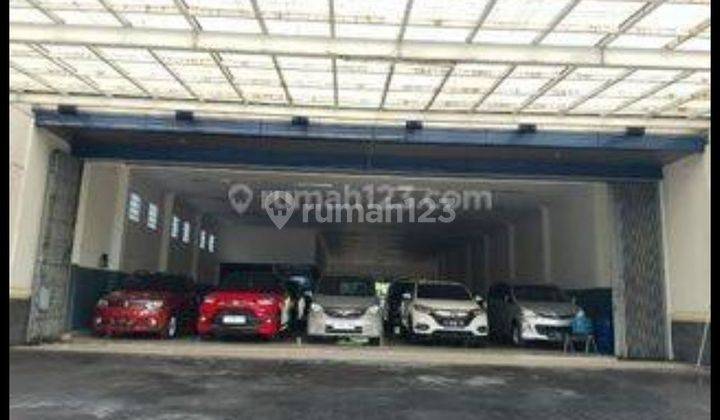 Showroom Siap Pakai di Raya Jenggolo Sidoarjo 2