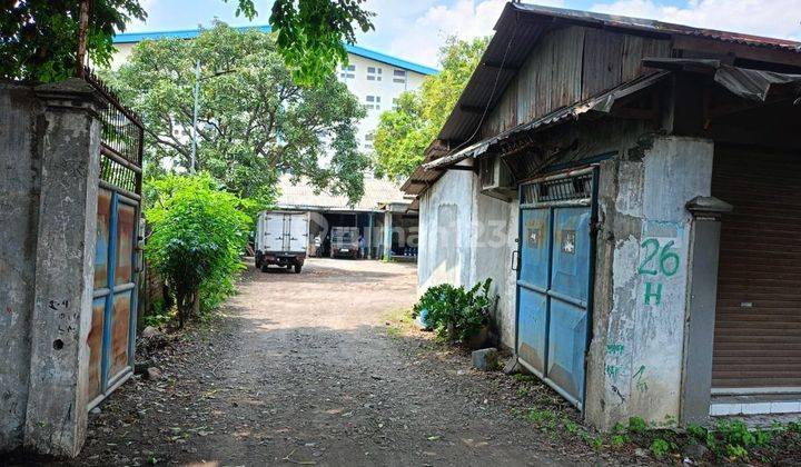 Gudang Siap Pakai di Raya Lingkar Timur 1