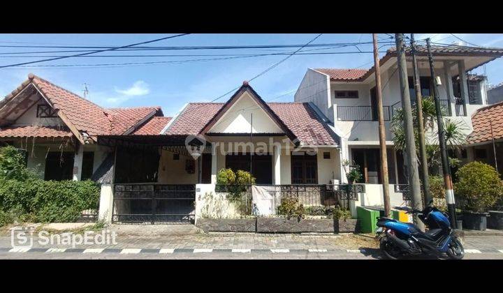 Rumah Siap Huni Di Babatan Pratama 1