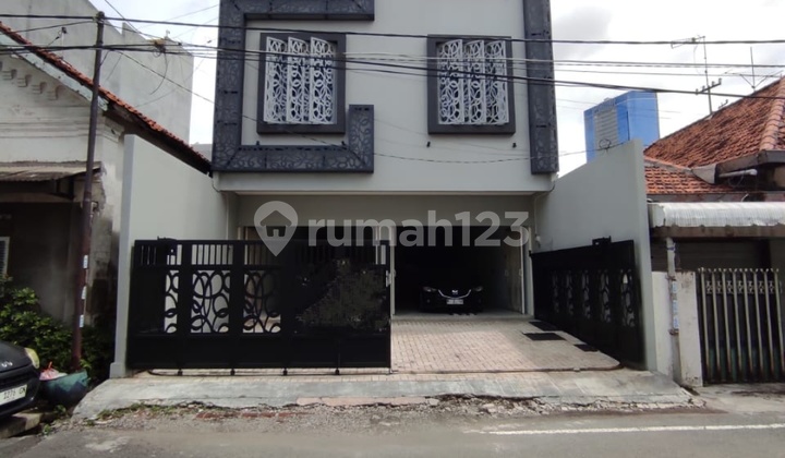 New Ready-to-Use Shop House in Genteng Muhammadya New Ready-to-Use Shop House in Genteng Muhammadya