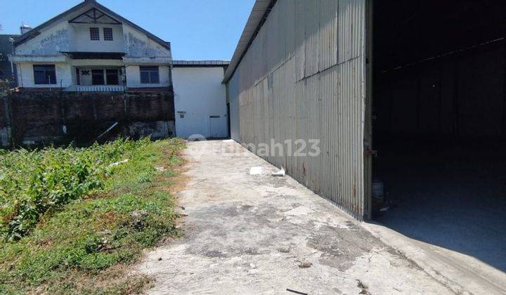 GUDANG SIAP PAKAI di KENJERAN 2