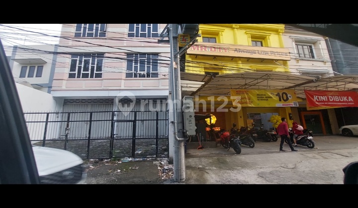 Ready-to-Use Commercial Building on Raya Kupang Jaya 2