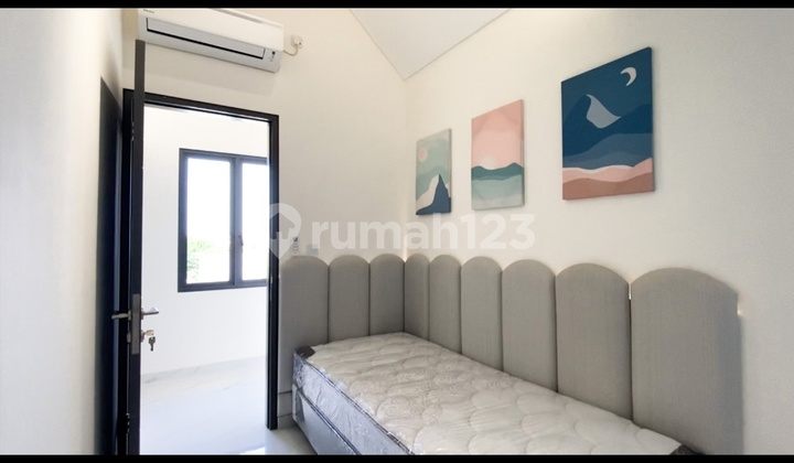 Ready-to-Occupy House in Dian Istana Cluster Oasia West Surabaya 2